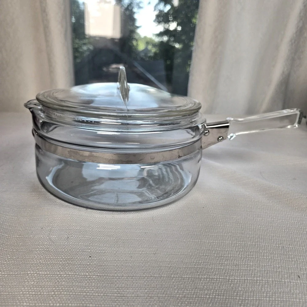 Vintage Pyrex Stovetop Flameware Clear Glass‎ 1.5 Quart Saucepan with Lid